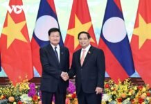 Thủ tướng Việt Nam tiếp đón lãnh đạo cao nhất Lào