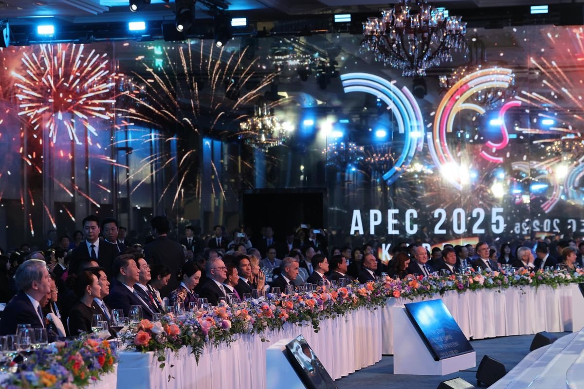 APEC Leaders Sign Joint Declaration to Promote Economic Cooperation and ...