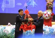 President Calls for Lao Media to Be Accurate, Credible and Innovative