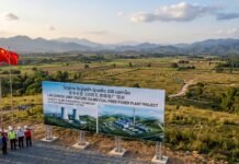 Lao-China Plan to build a 330-megawatt coal-fired power.